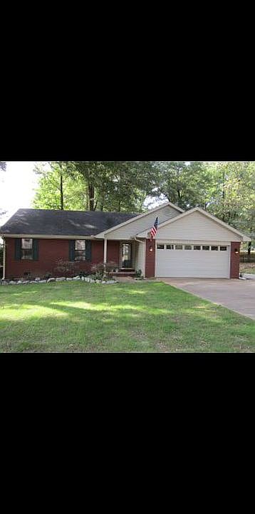 1st image of 2927 Green Leaf Dr