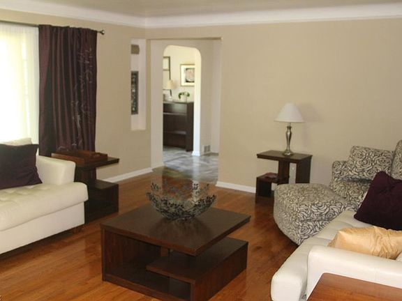 3rd image of 4053 Washington Blvd