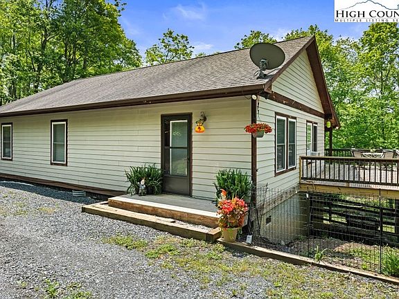 3rd image of 3564 Hickory Nut Gap Road