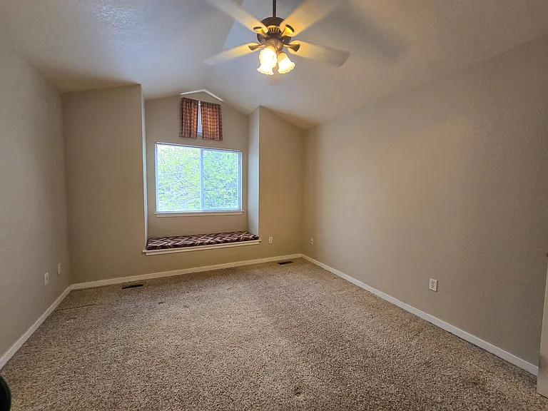2111 N Fork Dr — Photo 8