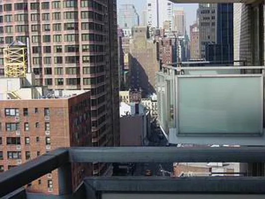 Rented by Noble Realty | media 41