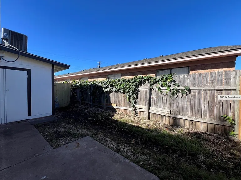 905 N Meadows Dr #A — Photo 12