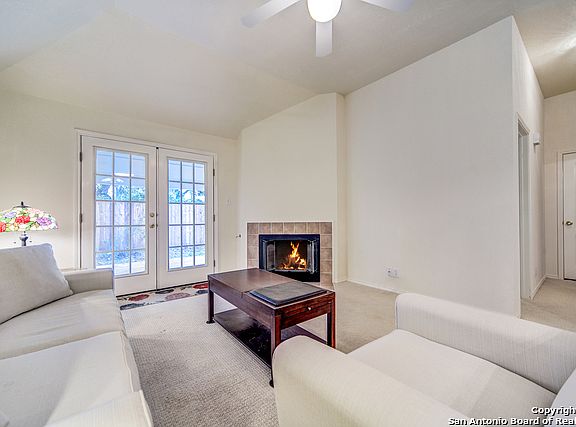 4th image of 5 Pembroke Ct