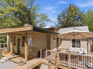 22 Camp Rd, McKellar, ON P2A 0B4