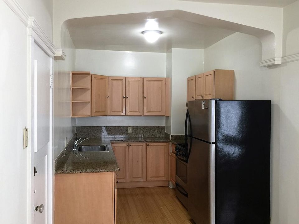 1st image of 1601 Lombard St APT 2