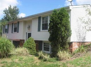 1172 Regency Dr, Pittsburgh, PA
