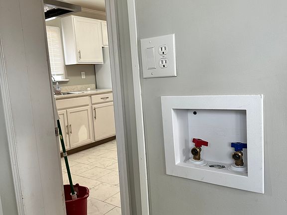 4th image of 517 W Gordon Ave