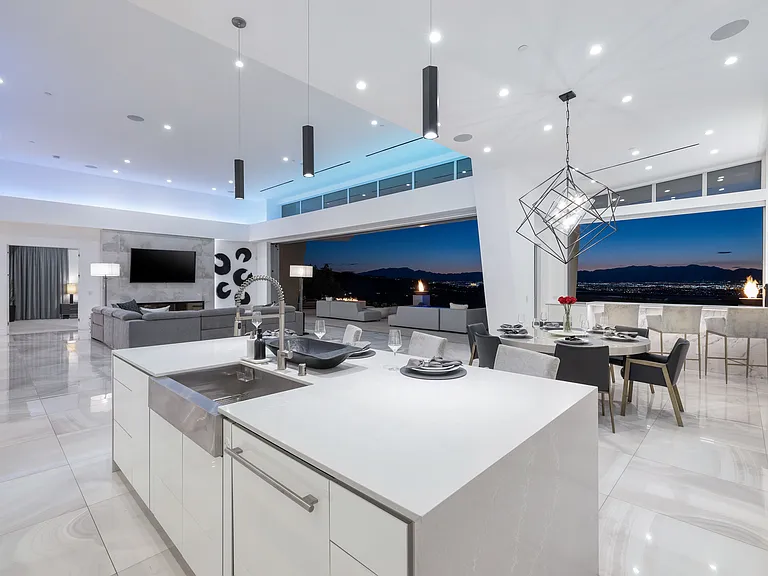 663 Palisade Rim Dr — Photo 6