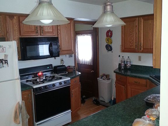3rd image of 2320 W Marne Ave