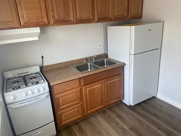 838 N Azusa Ave #8 — Photo 6