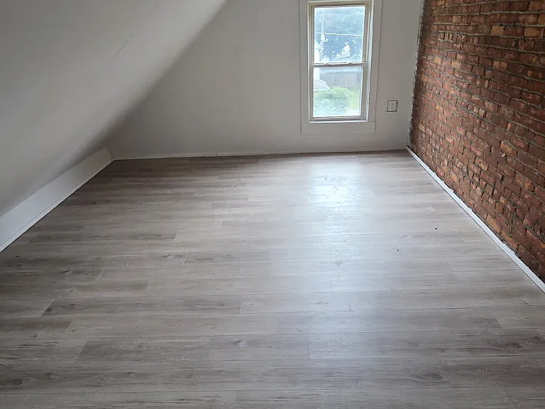 3870 W 37th St #2 — Photo 13