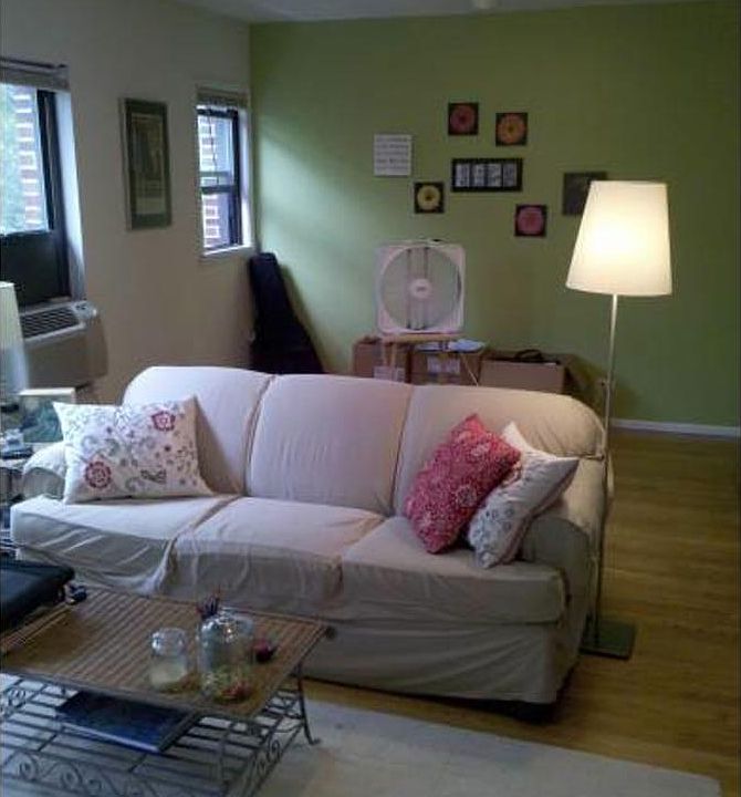 1st image of 2115 N Sedgwick St #2N