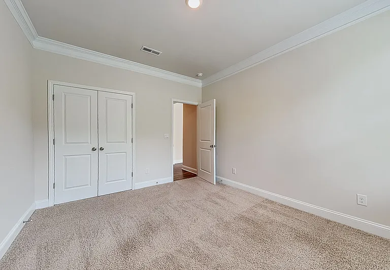 5301 Ennisworth Ln — Photo 13
