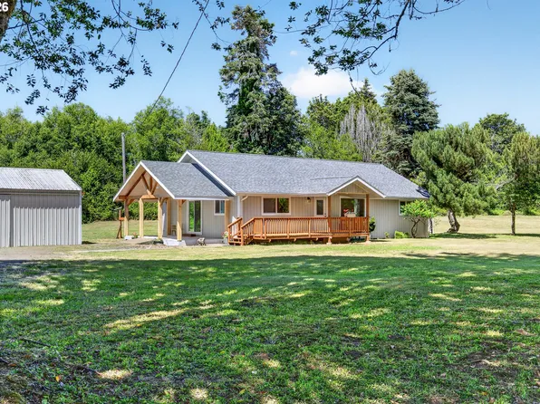 59846 Fairview Rd, Coquille, OR 97423