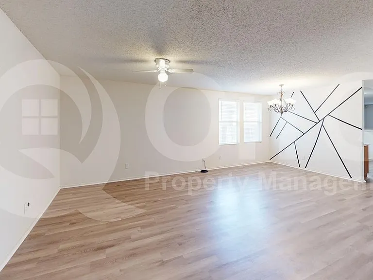603 Ambarella St — Photo 7