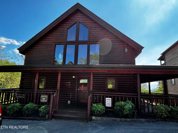 659 Stockton Dr, Pigeon Forge, TN 37876