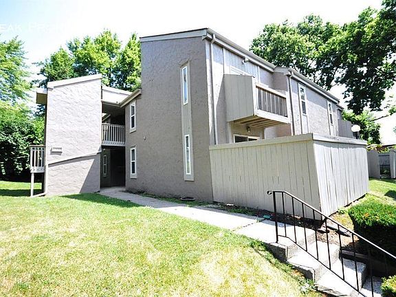 2nd image of 965 Quay Ave APT E