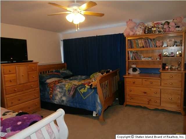 1st image of 24 Lyndale Ln