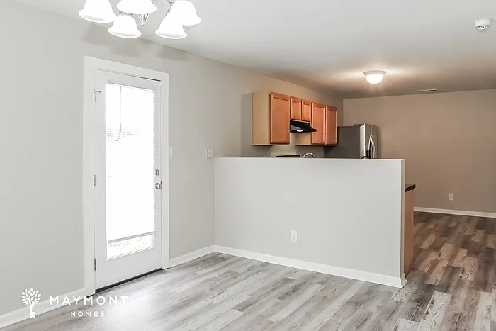 130 Dormont Dr NE — Photo 6