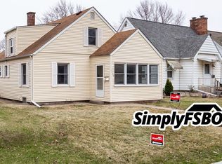 2426 32nd St, Moline, IL 61265