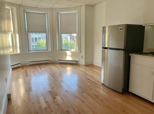 848 Beacon St #11, Boston, MA 02215