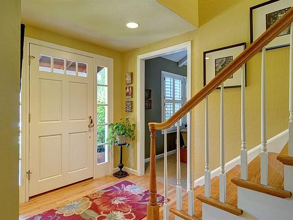 4th image of 116 Albert Ct