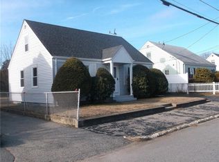 132 Clews St, Pawtucket, RI 02861