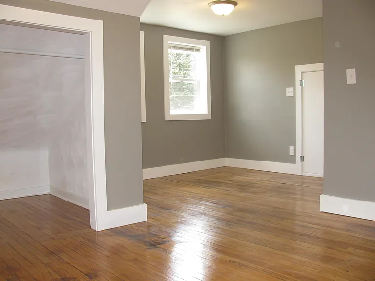 409 Pearl St — Photo 22