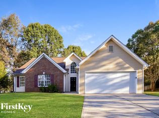 1419 Elliotts Ln, Auburn, GA