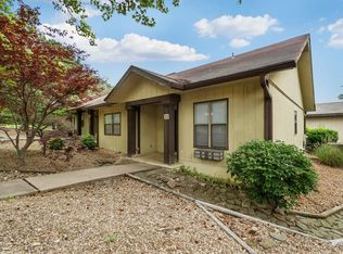 22 Yates Dr, Bella Vista, AR 72714