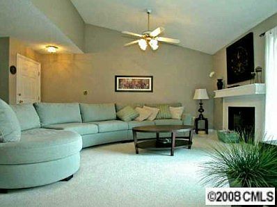 2nd image of 5003 Sharon Rd Unit O