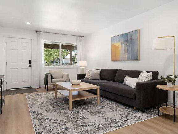 2nd image of 6520 Mauana Way