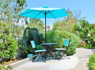 209 Rose Ln, Costa Mesa, CA 92627