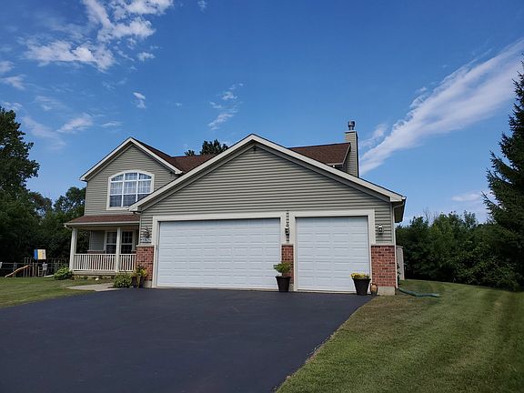 2nd image of 37629 Lyons Woods Ct