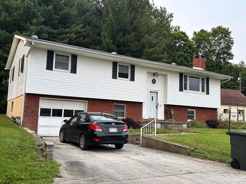 1st image of 222 Lee St
