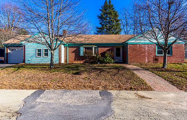 1st image of 6 Hillcrest Dr