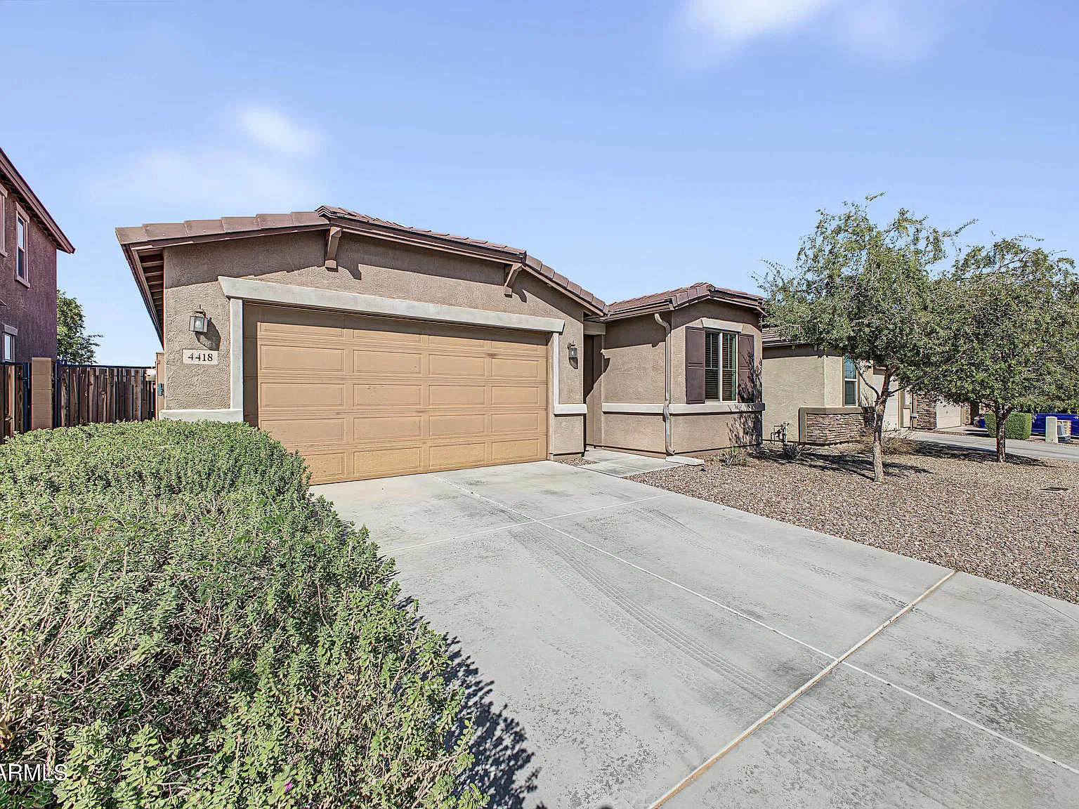 3 bed, 2.0 bath, 1590 sqft, $1,925 — Photo 2