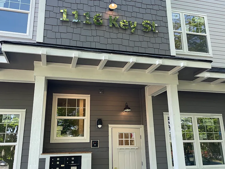 1116 Key St #202 — Photo 7
