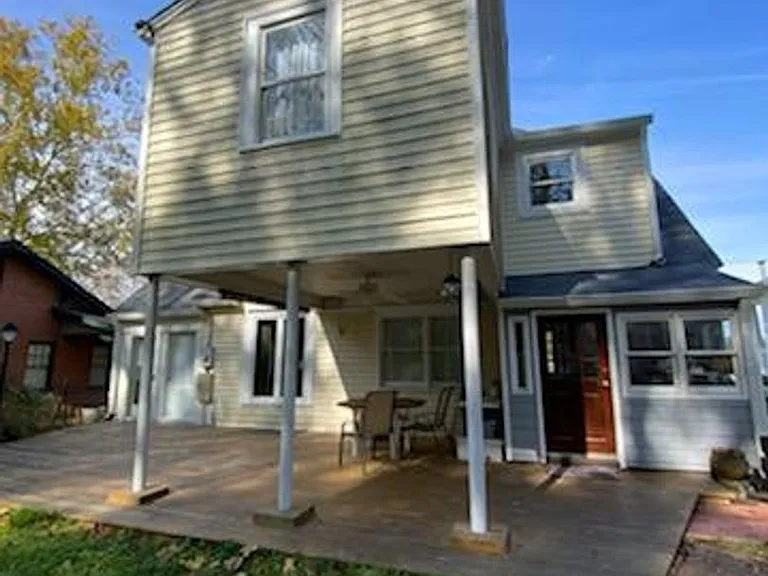 1708 Richard St — Photo 28