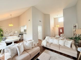 532 1/2 Via De La Valle UNIT G, Solana Beach, CA 92075