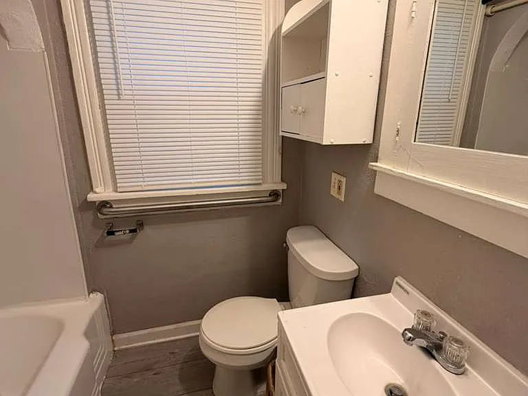 319 White St — Photo 22