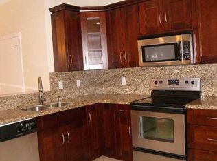 2220 Salerno Cir, Fort Lauderdale, FL 33327