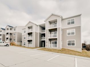 1423 Park West Ct UNIT 203, Imperial, MO 63052