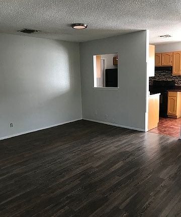 5th image of 5102 Stockman Dr