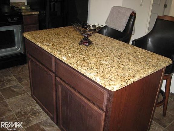 2nd image of 42277 Mandalay Ct