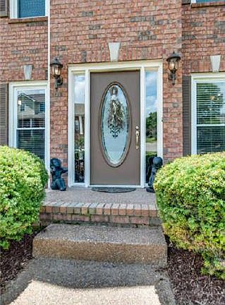 2nd image of 1416 Southampton Ct
