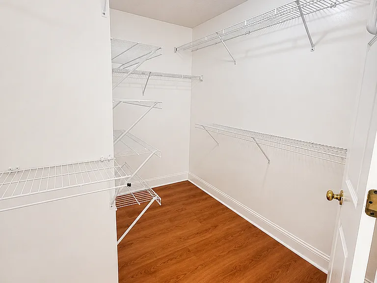 120 Oak Vista Ct — Photo 23