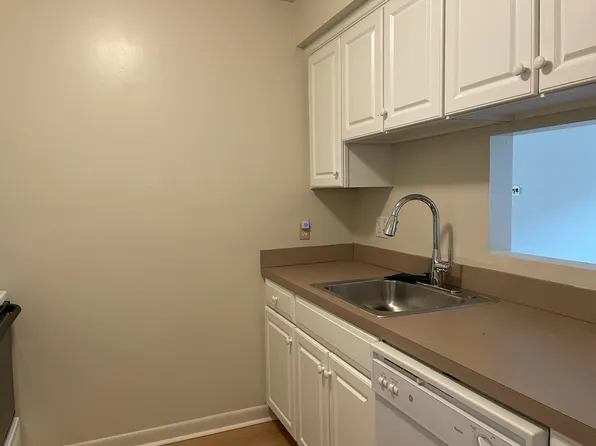 671 Broad St #7, East Weymouth, MA 02189