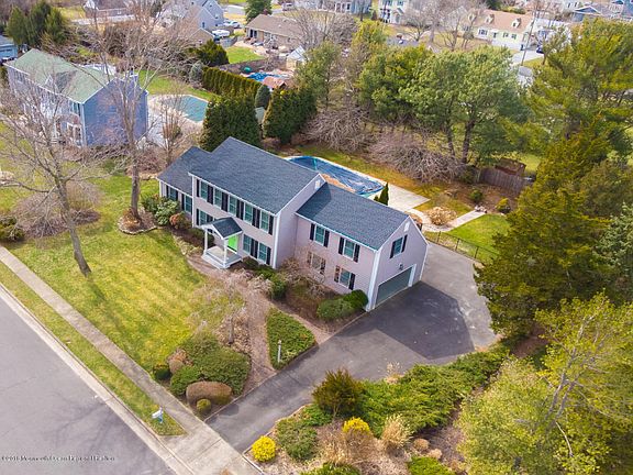 4th image of 2155 Gregory Pl