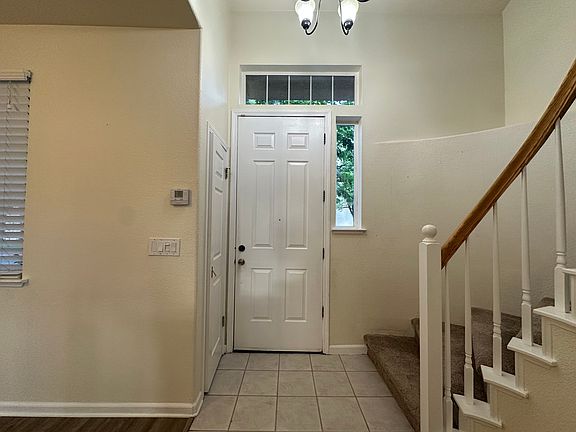 4th image of 6227 Ingleston Dr